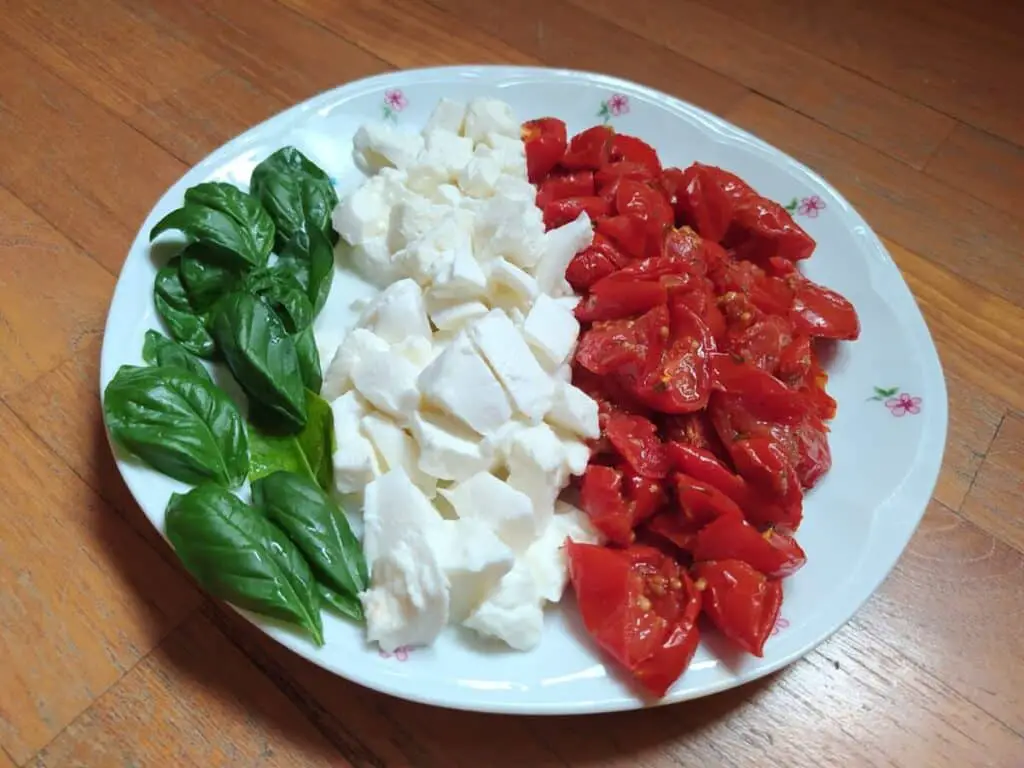 Italian flag made out of Caprese salad